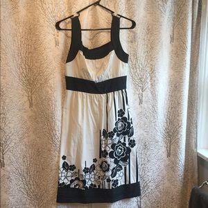 ☀️ Adorable Sundress